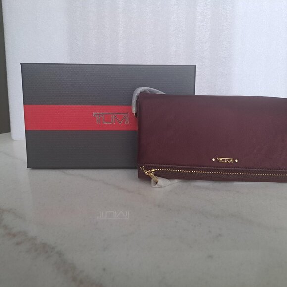 Tumi (Brand New)Travel Wallet - Picture 1 of 6